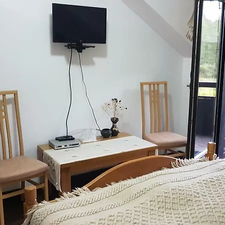 Farm stay Pensiunea Maria-bucovina